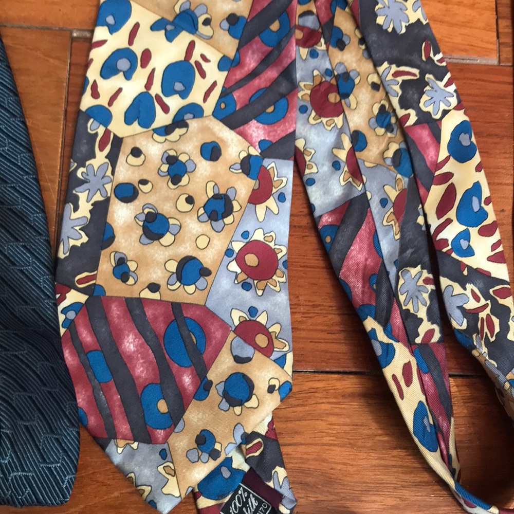 Set of All Silk Ties - Picture 8 of 11